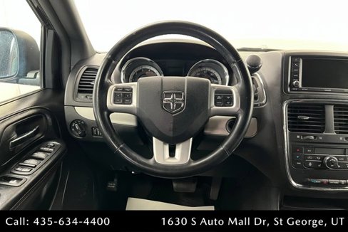 Used 2019 Dodge Grand Caravan GT image 12