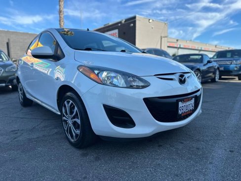 Used 2011 MAZDA MAZDA2 Sport image 4