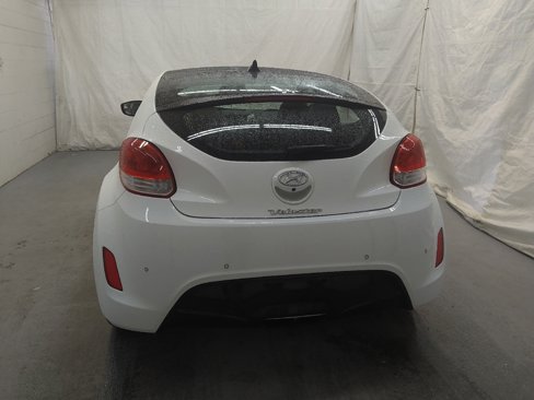 Used 2016 Hyundai Veloster w/ Option Group 03 image 6