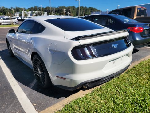 Used 2019 Ford Mustang Coupe image 6