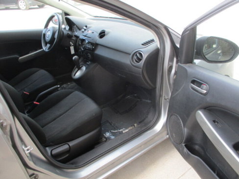 Used 2014 MAZDA MAZDA2 Sport image 19