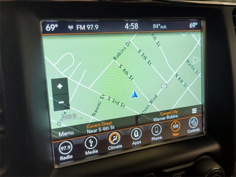 Used 2018 Jeep Grand Cherokee Laredo image 29