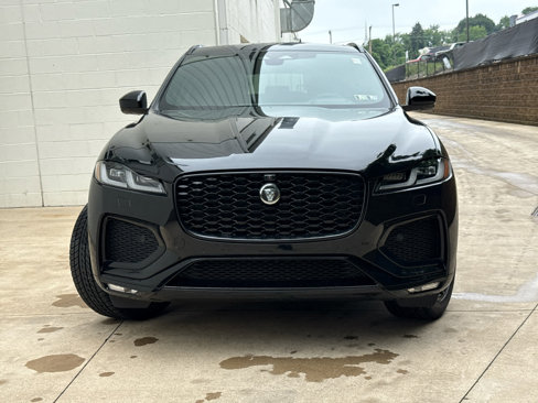 New 2026 Jaguar F-PACE R-Dynamic S image 2