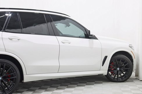 Used 2022 BMW X5 xDrive40i w/ M Sport Package image 10