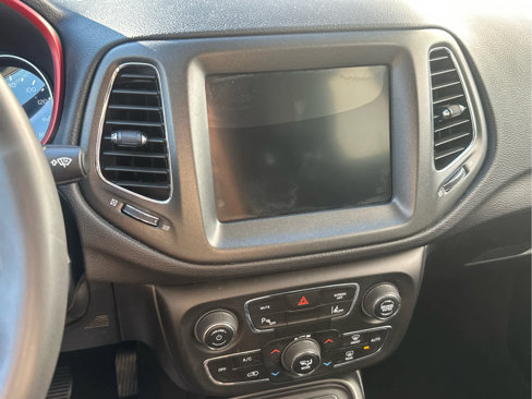Used 2021 Jeep Compass Trailhawk image 32