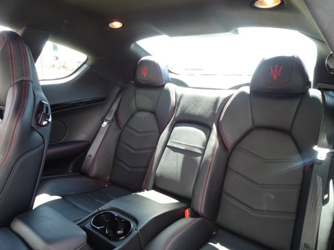 Used 2018 Maserati GranTurismo Sport image 14