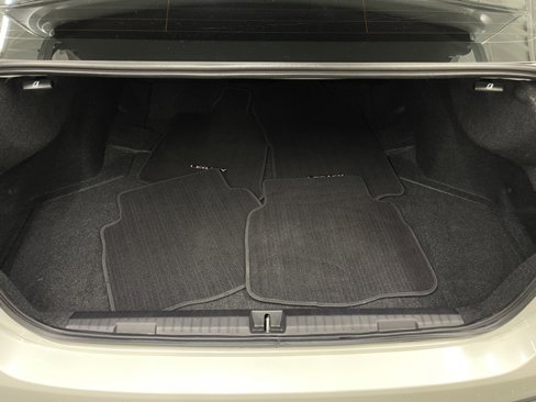 Used 2024 Subaru Legacy Limited image 5