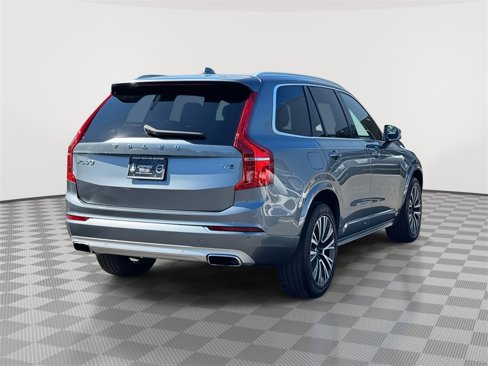 Used 2020 Volvo XC90 T6 Momentum w/ Protection Package image 3
