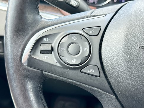 Used 2021 Buick Enclave Avenir w/ Avenir Technology Package image 40