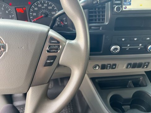 Used 2016 Nissan NV 2500 SL w/ Technology Package image 11