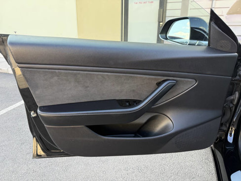 Used 2019 Tesla Model 3 Standard Range Plus image 11