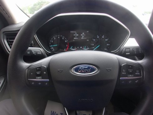 Used 2020 Ford Escape SE image 14