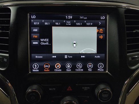 Used 2018 Jeep Grand Cherokee Limited image 25