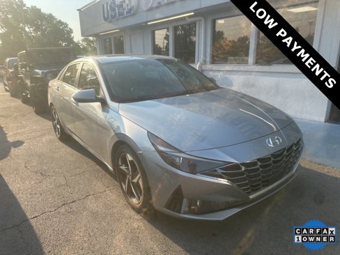 Used 2021 Hyundai Elantra Limited image 1