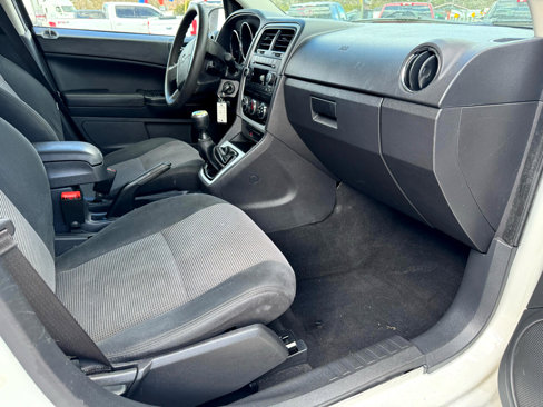 Used 2011 Dodge Caliber Express image 12
