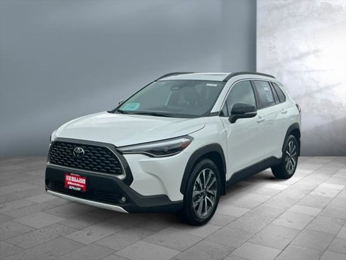 Certified 2025 Toyota Corolla Cross XLE image 1