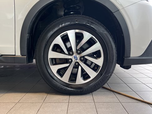 Used 2020 Subaru Outback Premium image 11