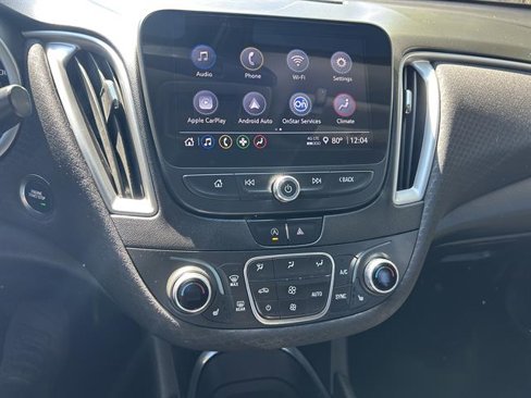 Used 2022 Chevrolet Malibu LT image 13