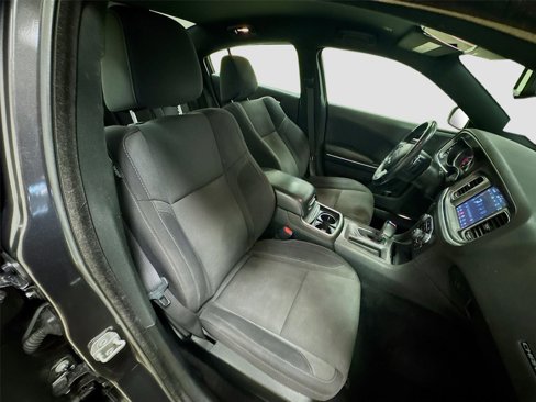 Used 2019 Dodge Charger SXT image 25