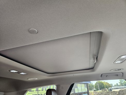 Used 2018 Buick Enclave Avenir w/ LPO, Cargo Package image 13