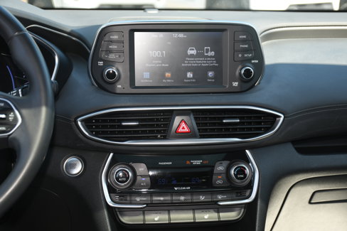 Used 2019 Hyundai Santa Fe Limited image 18