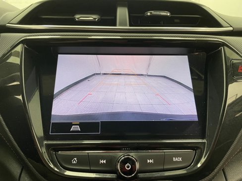 Used 2022 Chevrolet TrailBlazer RS w/ Technology Package image 4
