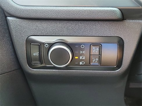 Used 2025 Ford Escape Active w/ Cold Weather Package image 19