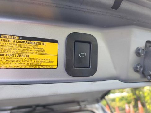 Used 2012 Toyota Sienna XLE image 16