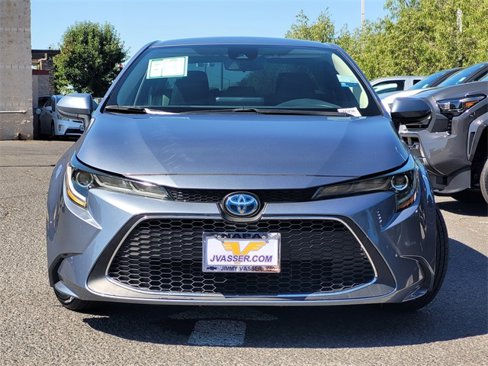 Certified 2022 Toyota Corolla LE image 3