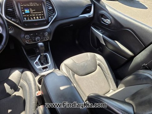 Used 2018 Jeep Cherokee Latitude Plus image 15