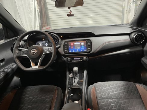 Used 2023 Nissan Kicks SR image 13