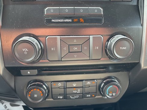 Used 2015 Ford F150 XLT w/ Equipment Group 301A Mid image 19