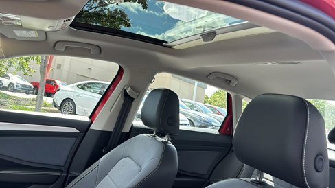 Used 2025 Volkswagen Jetta SE image 26
