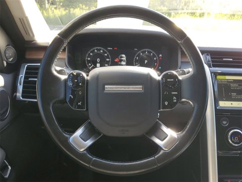 Used 2019 Land Rover Discovery HSE image 31