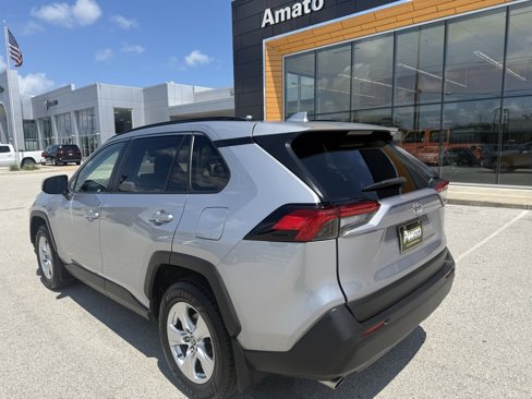Used 2019 Toyota RAV4 XLE image 8