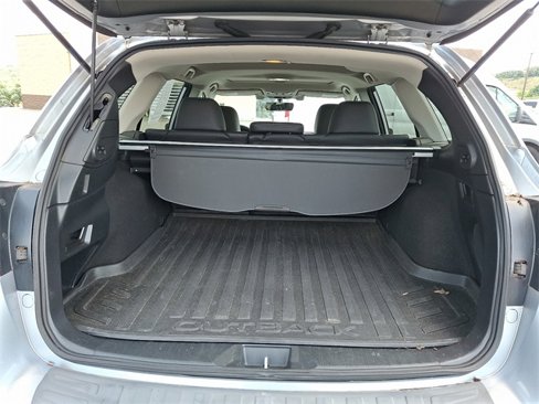 Used 2019 Subaru Outback 2.5i Limited w/ Popular Package #2 image 28