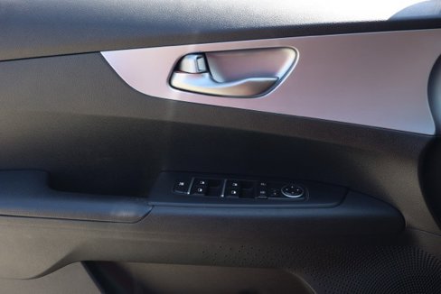Used 2022 Kia Forte LXS w/ LXS Technology Package image 23