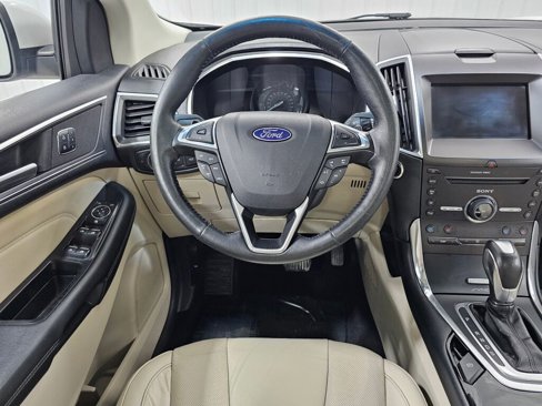 Used 2015 Ford Edge Titanium w/ Equipment Group 301A image 4