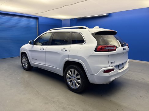 Used 2018 Jeep Cherokee Overland w/ Technology Group image 5