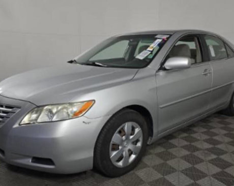 Used 2009 Toyota Camry LE image 3
