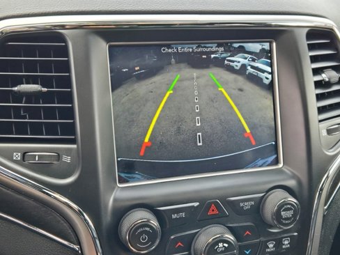 Used 2018 Jeep Grand Cherokee Limited w/ Luxury Group II image 26