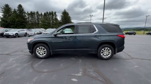 Used 2018 Chevrolet Traverse LT image 5