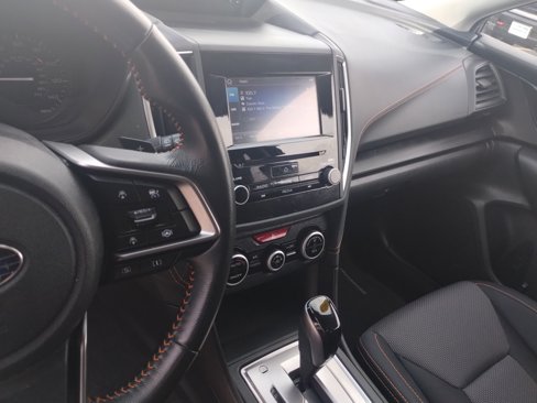 Used 2023 Subaru Crosstrek 2.0i Premium image 13