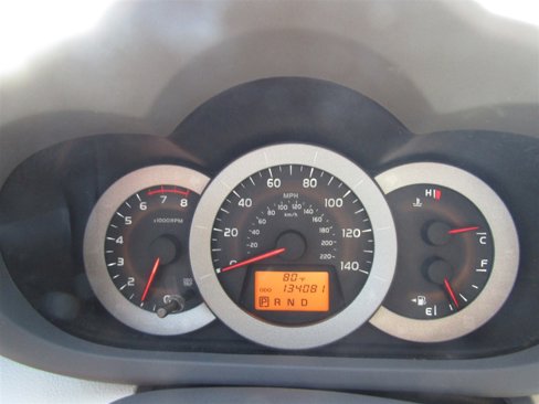 Used 2011 Toyota RAV4 2WD image 30