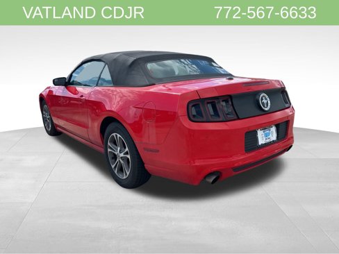 Used 2014 Ford Mustang Premium image 16