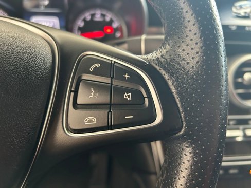 Used 2018 Mercedes-Benz GLC 300 image 35