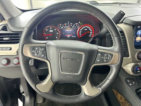 Used 2016 GMC Yukon Denali w/ Open Road Package image 11