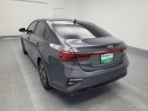 Used 2019 Kia Forte LXS image 6