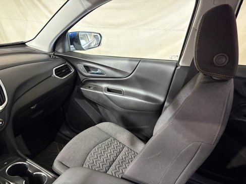 Used 2022 Chevrolet Equinox LT image 25