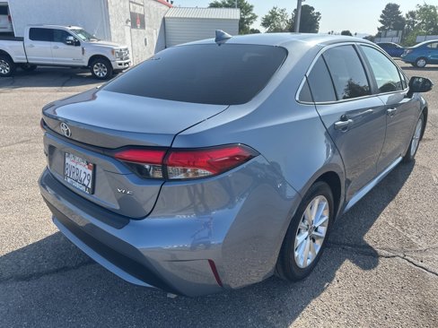 Used 2021 Toyota Corolla XLE w/ Carpet Mat Package (TMS) image 14